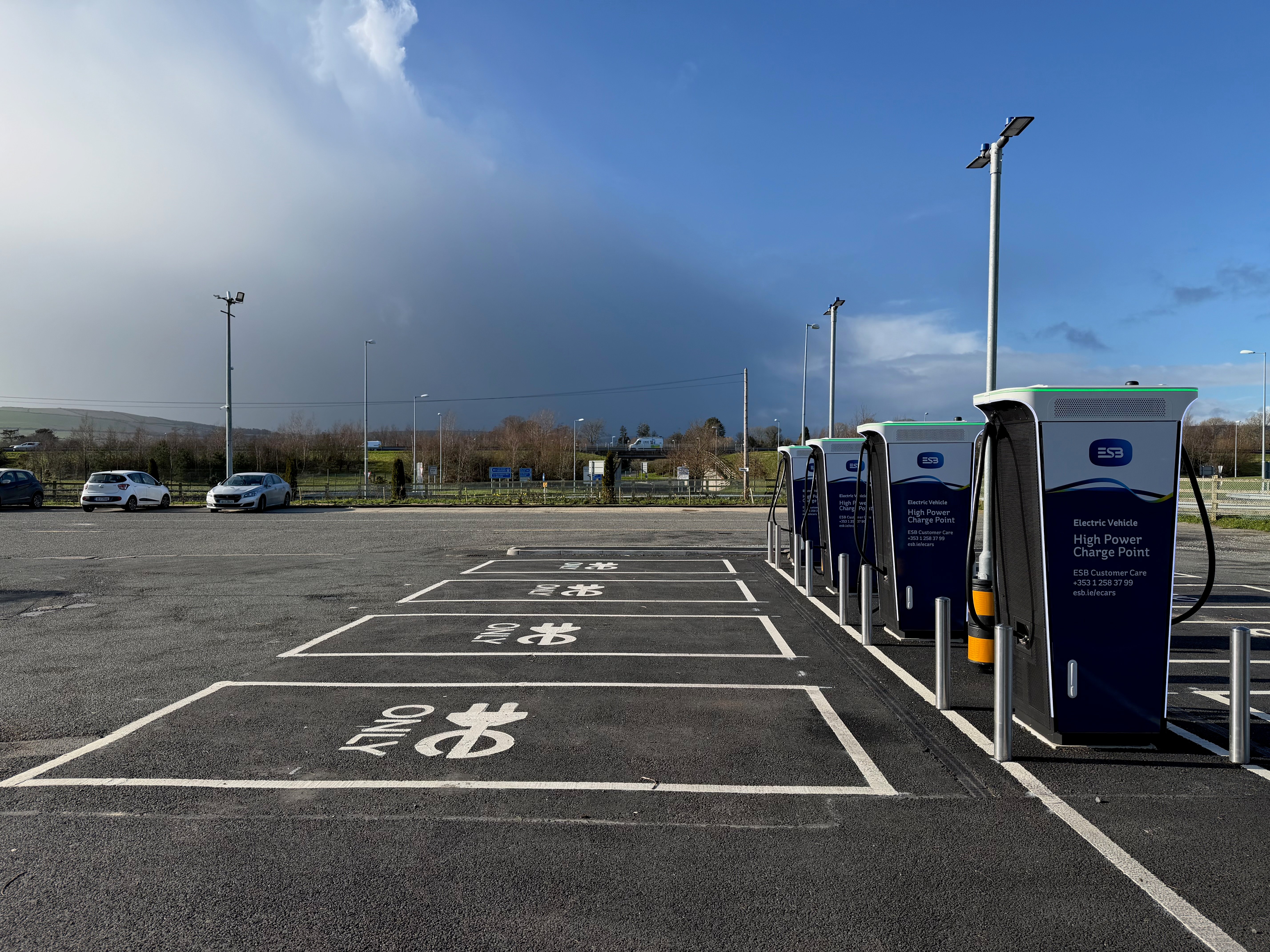 ESB ecars Jack White's Inn